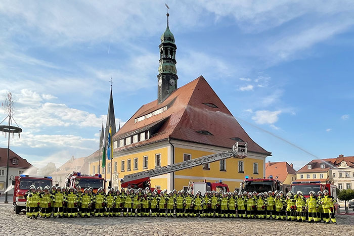 Präsentation der neuen Einsatbekleidung Präsentation der neuen Einsatbekleidung