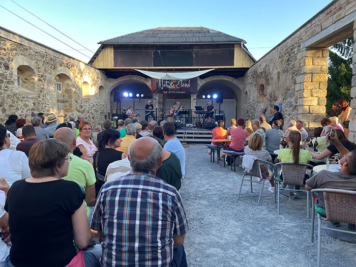 Kulursommer - Hits im Gesindehaus Polenz Kulursommer - Hits im Gesindehaus Polenz