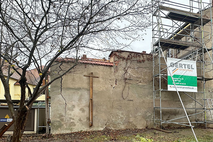 Blick auf die Nebengebäude von außen