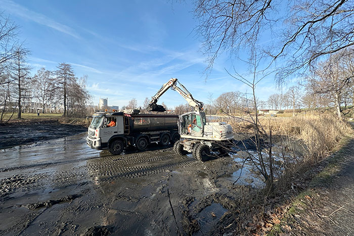 Schlämmen Freibadesee Schlämmen Freibadesee