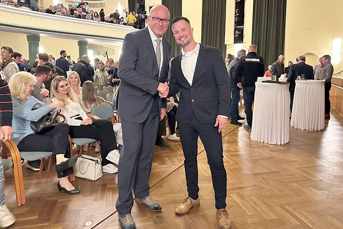 Bürgermeisterkandidaten zur Bewerbervorstellung Bürgermeisterkandidaten zur Bewerbervorstellung