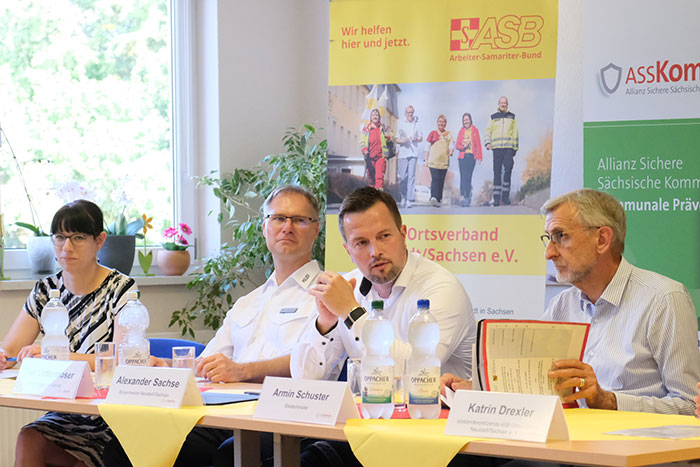 zur Unterzeichnung