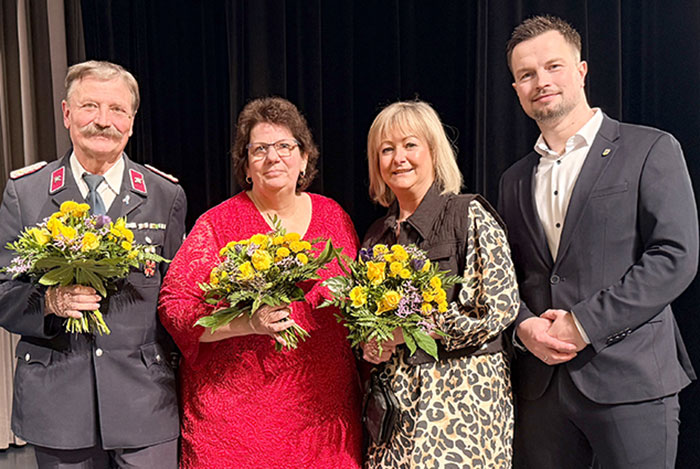Ehrenamtspreisträger mit Bürgermeister Alexander Sachse