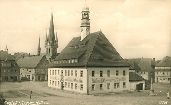 Blick auf Rathaus und St.-Jacobi-Kirche Ende der 30er Jahre Blick auf Rathaus und St.-Jacobi-Kirche Ende der 30er Jahre